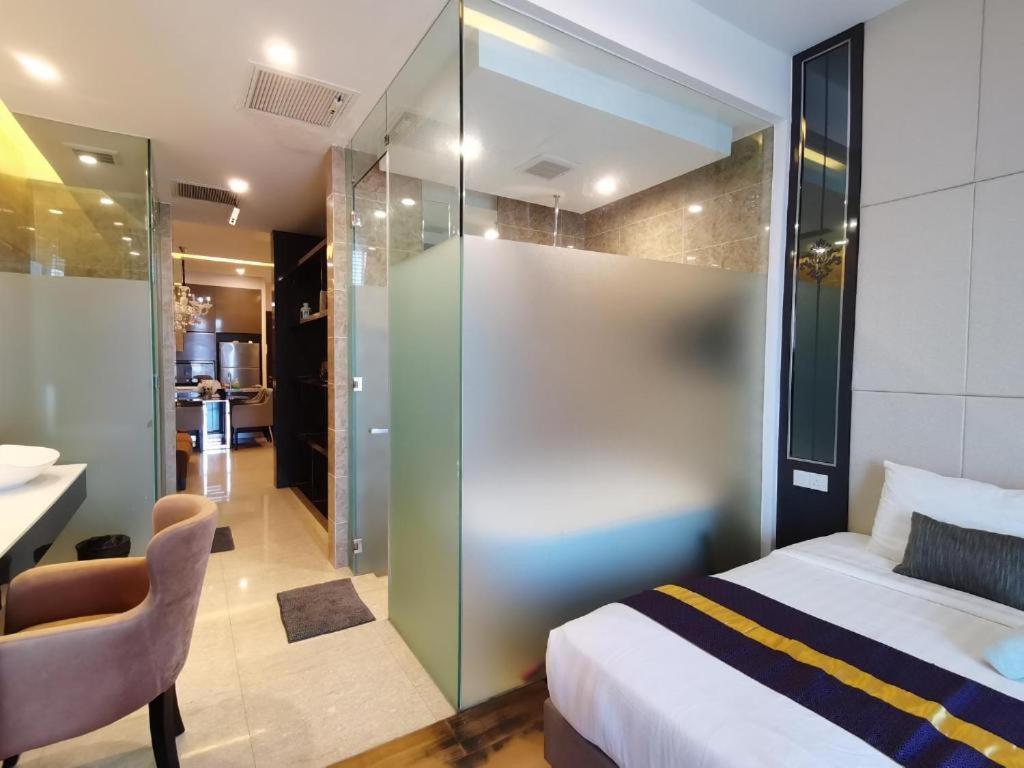 Super At Dorsett Bukit Bintang Kl *